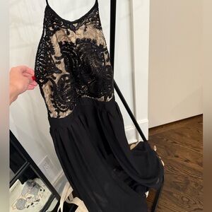 Francesca's Collections Black and Tan Lace Dress